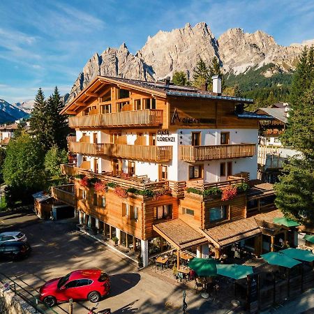 Hotel Ciasa Lorenzi コルティーナ・ダンペッツォ エクステリア 写真