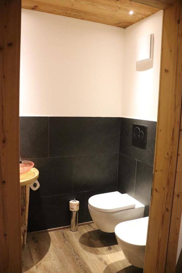 Hotel Ciasa Lorenzi コルティーナ・ダンペッツォ エクステリア 写真