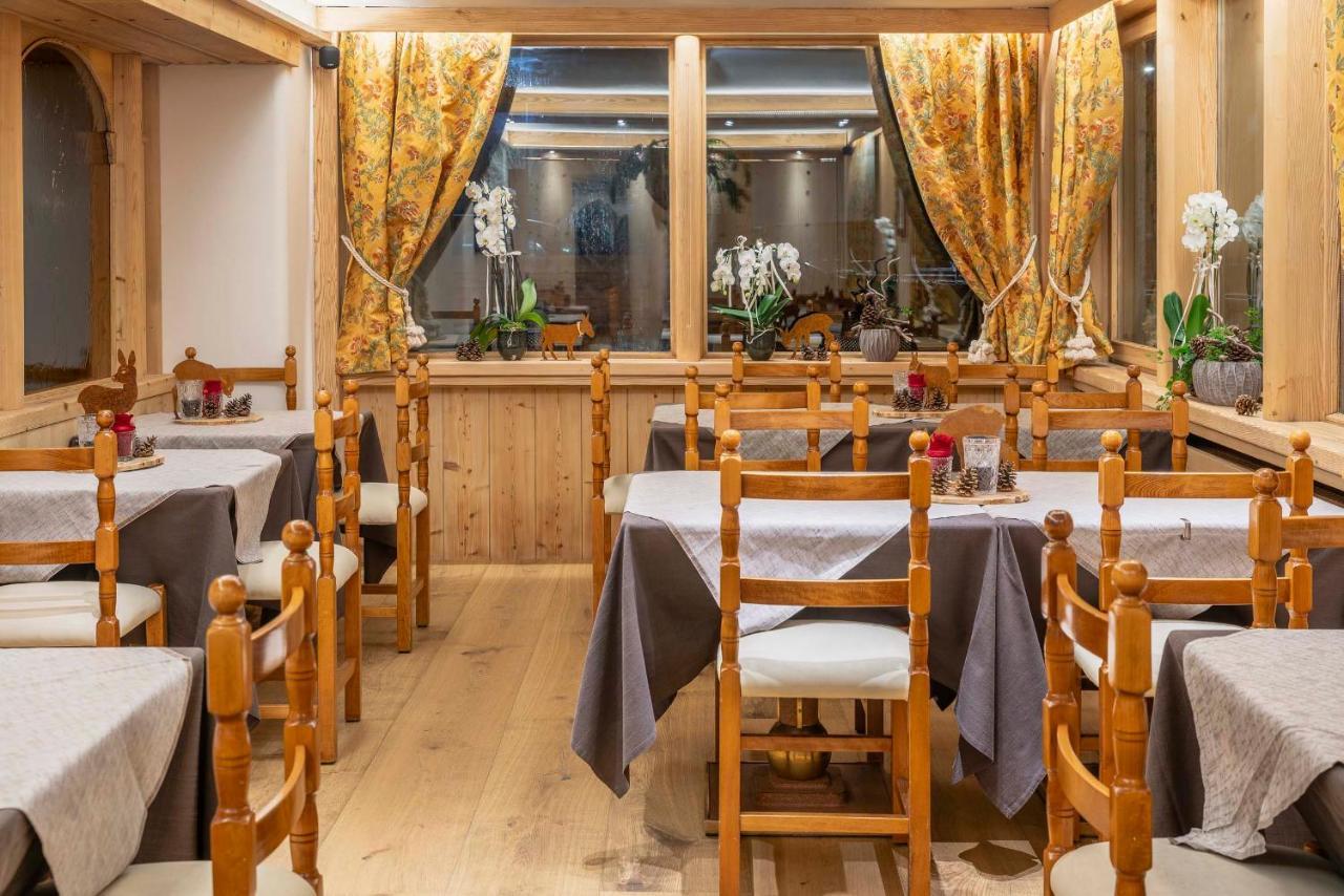 Hotel Ciasa Lorenzi コルティーナ・ダンペッツォ エクステリア 写真